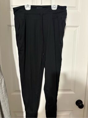 Lole Black Women’s Drawstring Jogger Pants